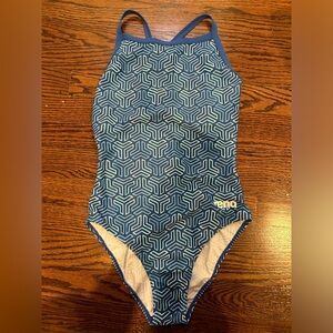 Arena One piece swim suit size 26. Brand new